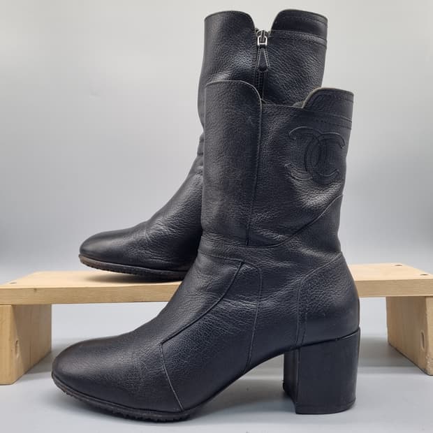샤넬 레더 여성앵클부츠38 240 굽