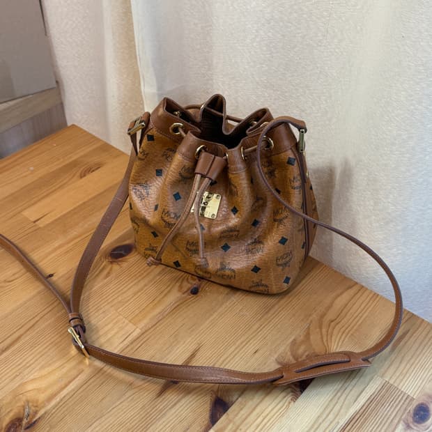 mcm 엠씨엠 정품 여성 가방 복조리백 트로스백 숄더백