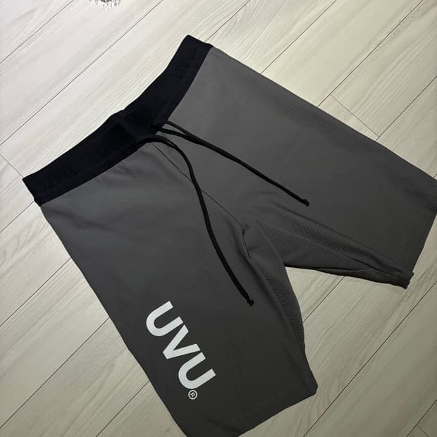 uvu 하프타이즈 그레이 M