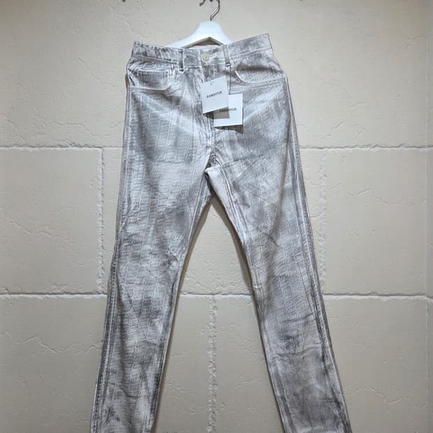 강혁 타이어 엠보싱 트라우저 팬츠 화이트 S사이즈