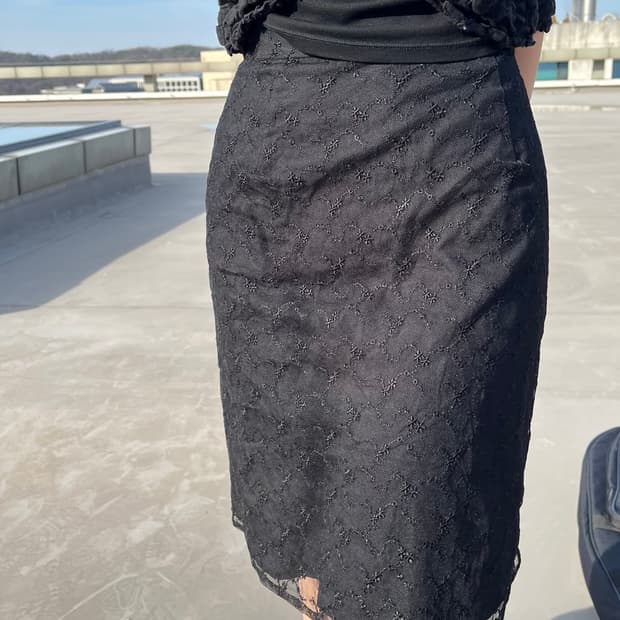 Lace Black Skirt 레이스 블랙 스커트