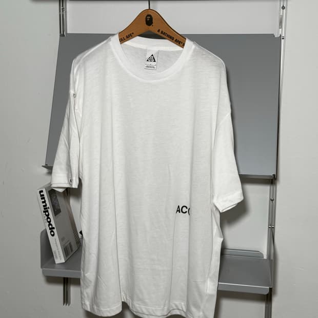 아크로님 에롤슨휴 x 나이키 acg variable 반팔