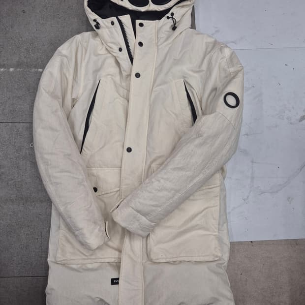 Cp컴퍼니 고글 롱패딩 L