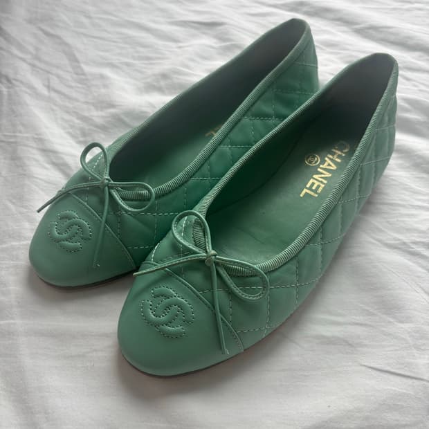Chanel ballet flat