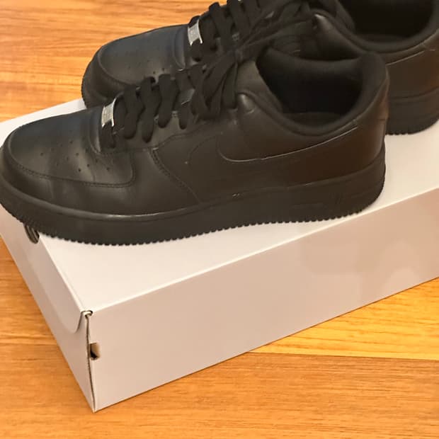 에어포스1 올블랙 270 1회착