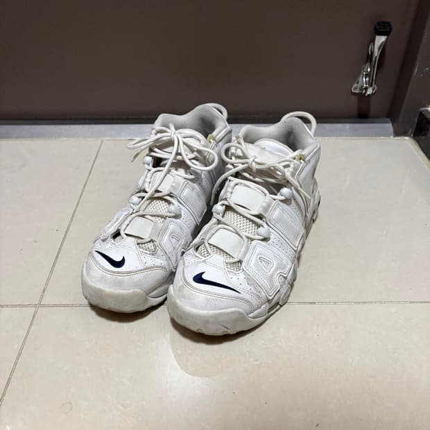 나이키 업템포 96 화이트 미드나잇 네이비 265