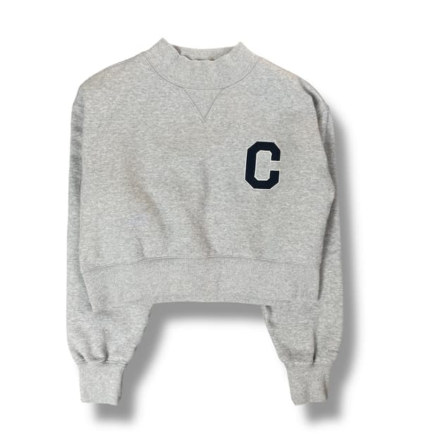 커버낫 우먼 크롭 C 로고 모크넥 맨투맨 WS