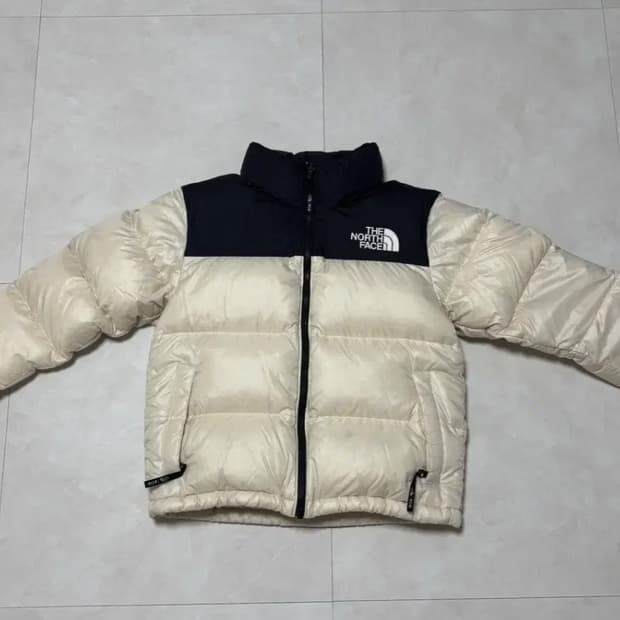 노스페이스 눕시 아이보리패딩