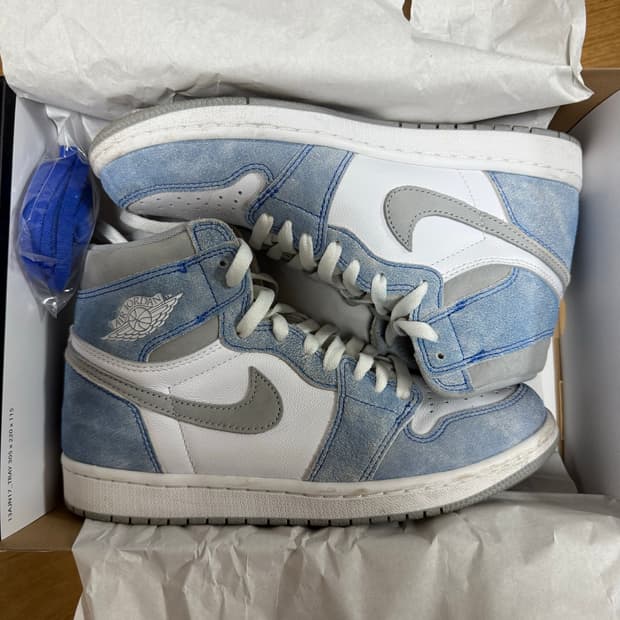 260) 조던 1 하이 OG 하이퍼로얄