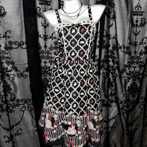 Strawberry & Rabbit Laurita Dress