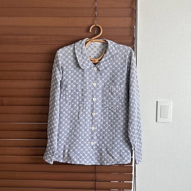 dot shirt