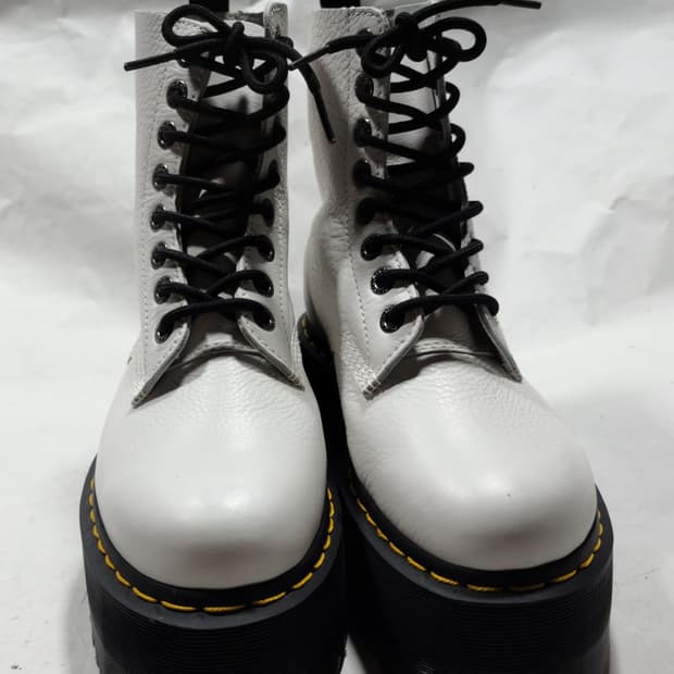 닥터마틴 1460파스칼맥스 UK5사이즈(240~245)