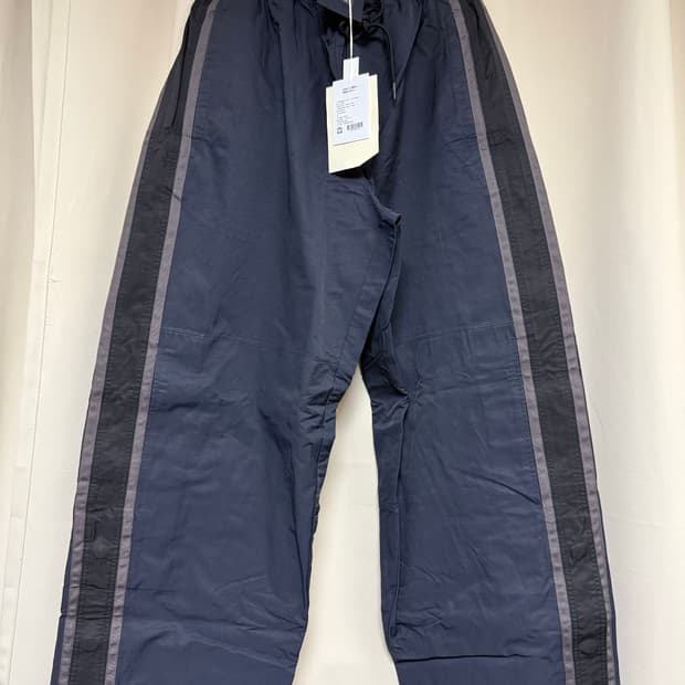 폴리테루 나일론 트랙 팬츠 다크 네이비 3 팝니다