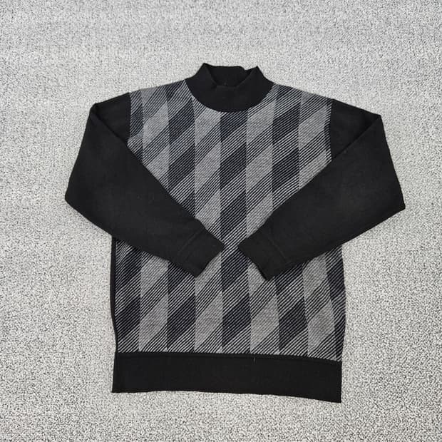 [실측확인] 하프넥 터틀넥 기하학 패턴 니트 스웨터 1103JM2
