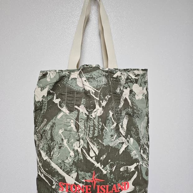 스톤아일랜드 스캔 카모 온 스트레치 립스탑-OVD 토트백 (새 상품)