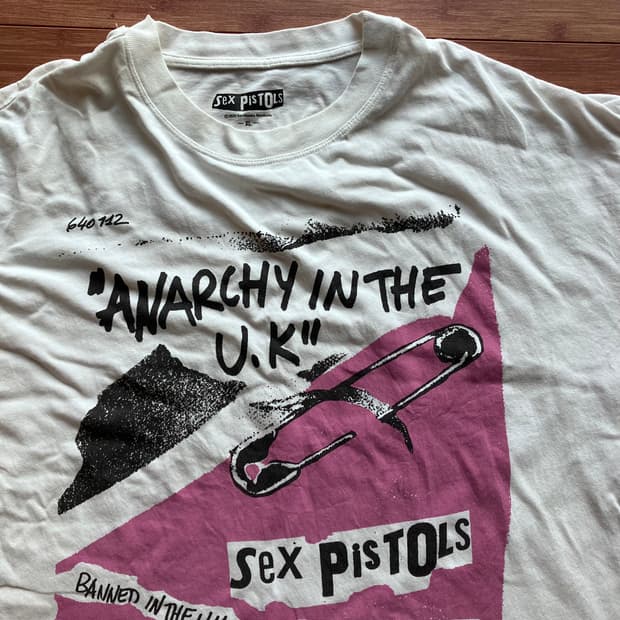 섹스 피스톨즈 굿즈 티셔츠