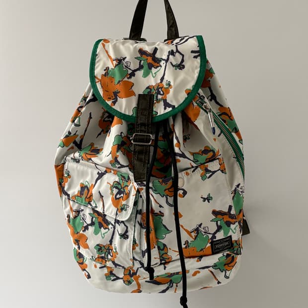 X SLY - FLOWER BACKPACK (White)