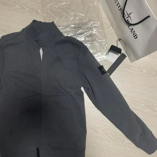 스톤아일랜드 집업 L