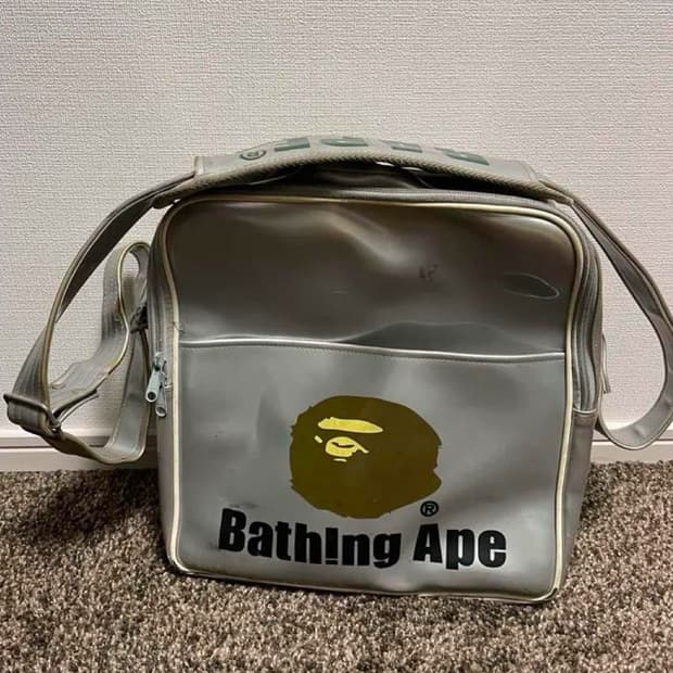 베이프 크로스백 