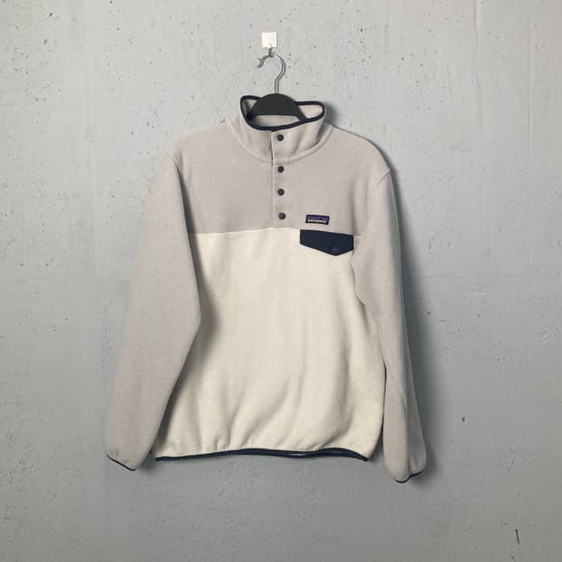 파타고니아 신칠라 버치 화이트 (L)