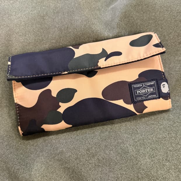 포터 베이프 퍼스트 카모 지갑