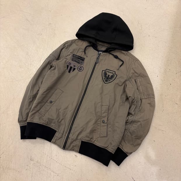 버커루 후드 패치 항공 점퍼