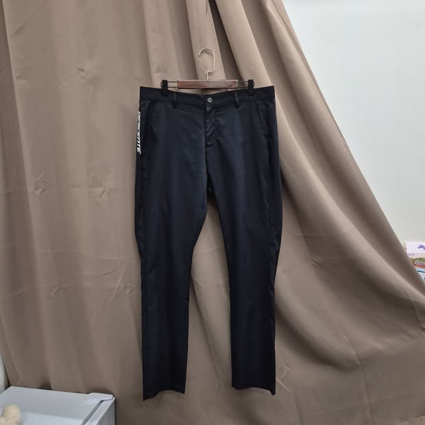 데상트 테이퍼드핏 골프 팬츠 105