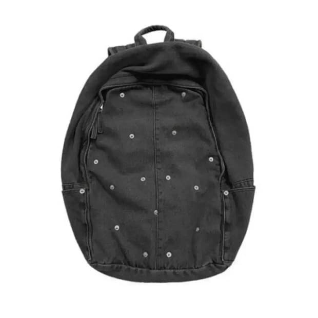 더콜디스트모먼트 TCM 백팩 구합니다