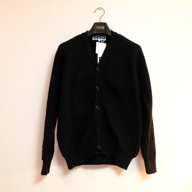 CDG v-neck cardigan / 꼼데가르송 브이넥 스쿨 가디건