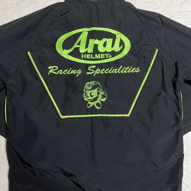 구형 아라이 바람막이 L 블랙네온 검형