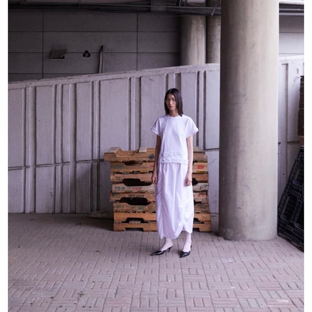 인사일런스 소프트볼륨스커트 M사이즈 