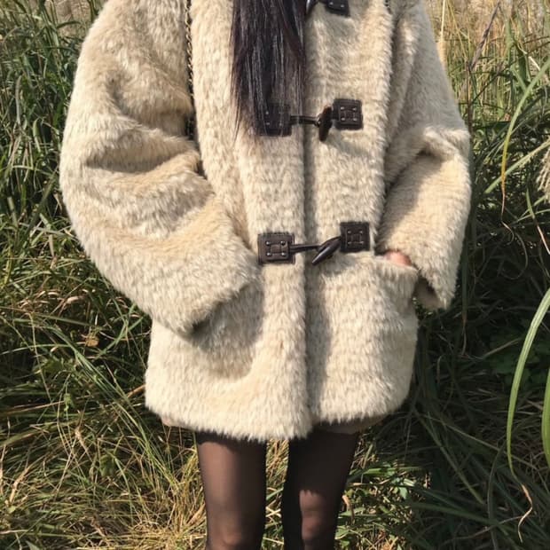 위아 슈페너 무스탕