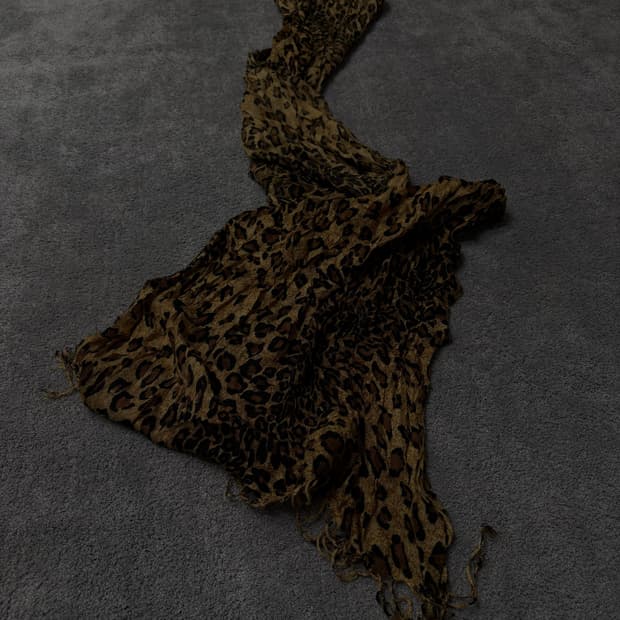 Vintage v-kei punk mood leopard scarf