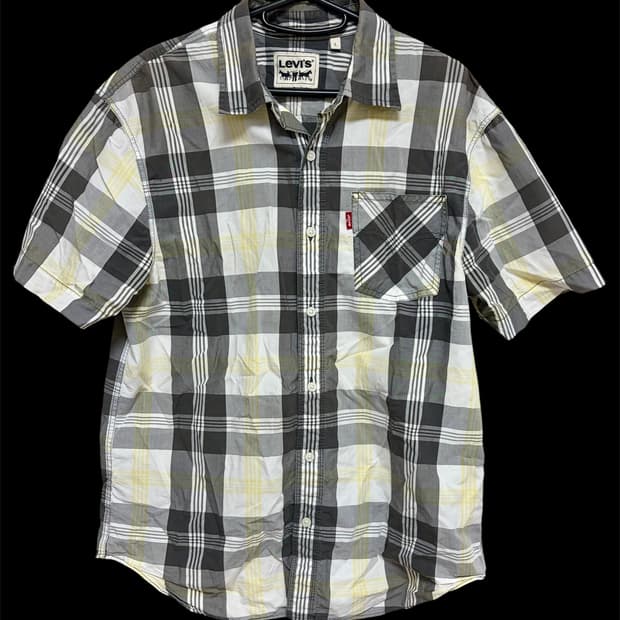 Levi's shirt L