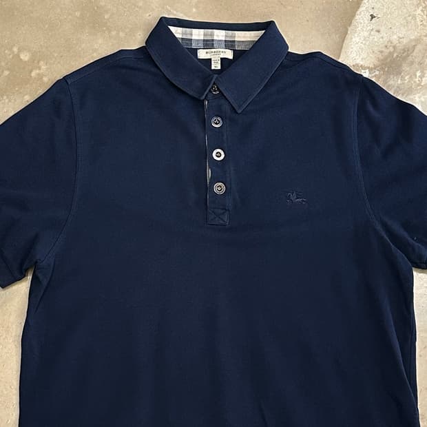 XL 버버리 네이비 카라 반팔 티셔츠