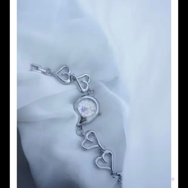 이스페이스 플라워시계