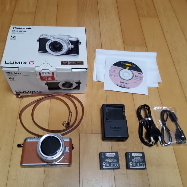 파나소닉 루믹스 DMC GF7 K 브라운 박스 포함 상태 좋음