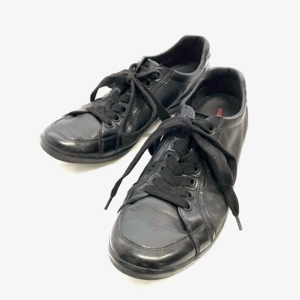 프라다 스포츠 레더 스니커즈