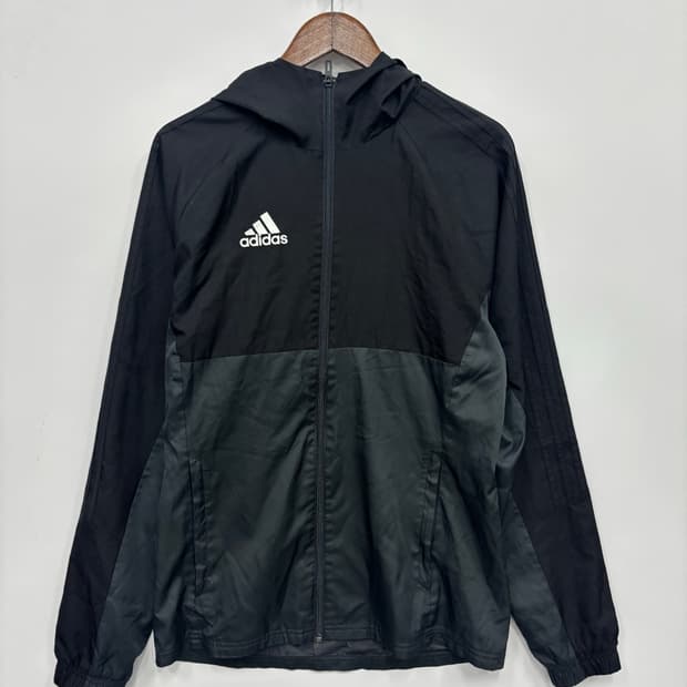 아디다스 바람막이