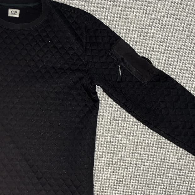 C.p company 렌즈와팬 스웻쳐츠 맨투맨 100사이즈