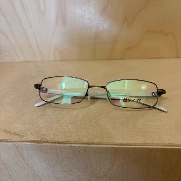 MYZW 건메탈 스퀘어 안경