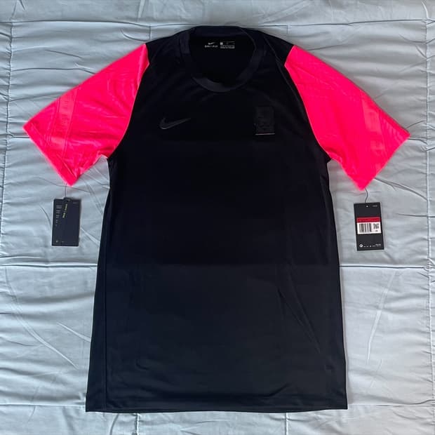 (국내 L) 20-22 대한민국 스트라이크 트레이닝탑 탭채새제품 판매