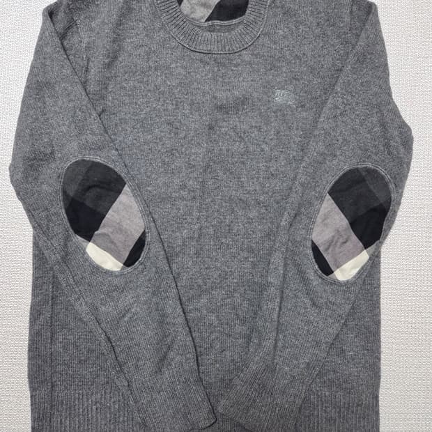 버버리 니트 팝니다 캐시미어100%