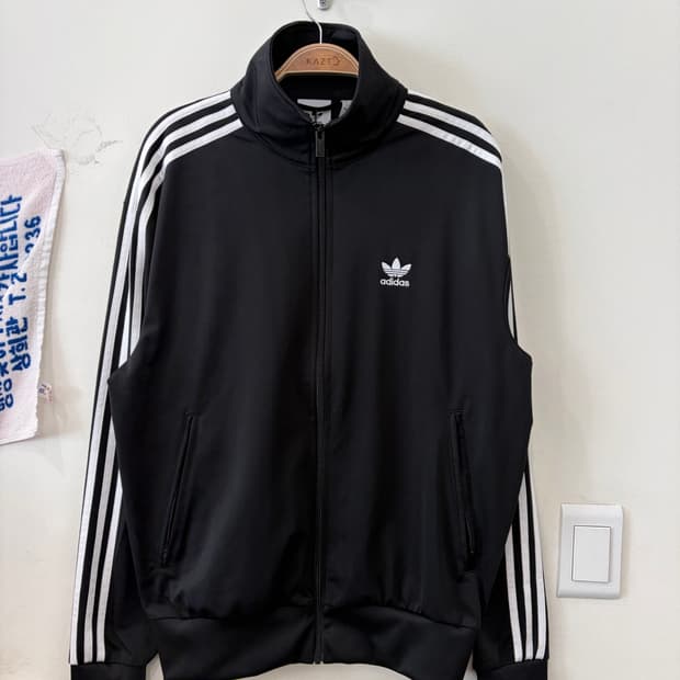 17. 아디다스 신형져지 트랙탑