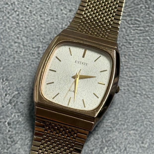 세이코 Seiko ALBA Estate 쿼츠 스퀘어 프로스티드 다이얼