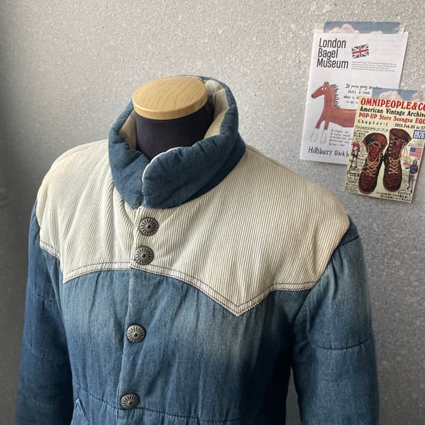 콘초 디테일 패딩