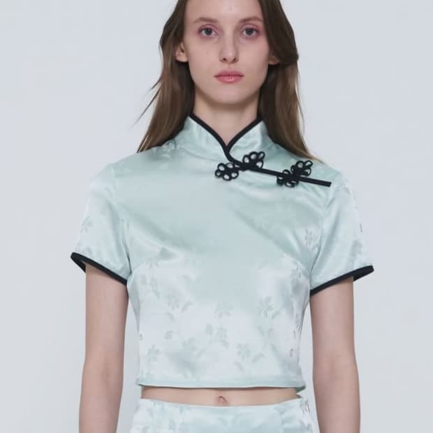 스컬프터 satin folksy top blue