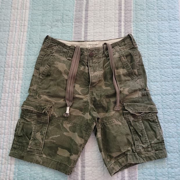 아베크롬비 밀리터리 빈티지 카모플라쥬 카고숏팬츠 탭31 실30사이즈