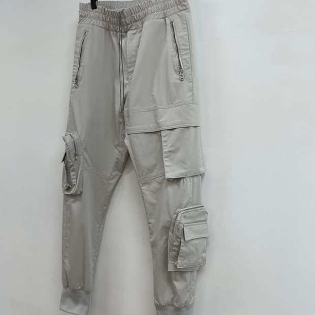 우영미 유틸리티 멀티 카고 조거 팬츠 연그레이