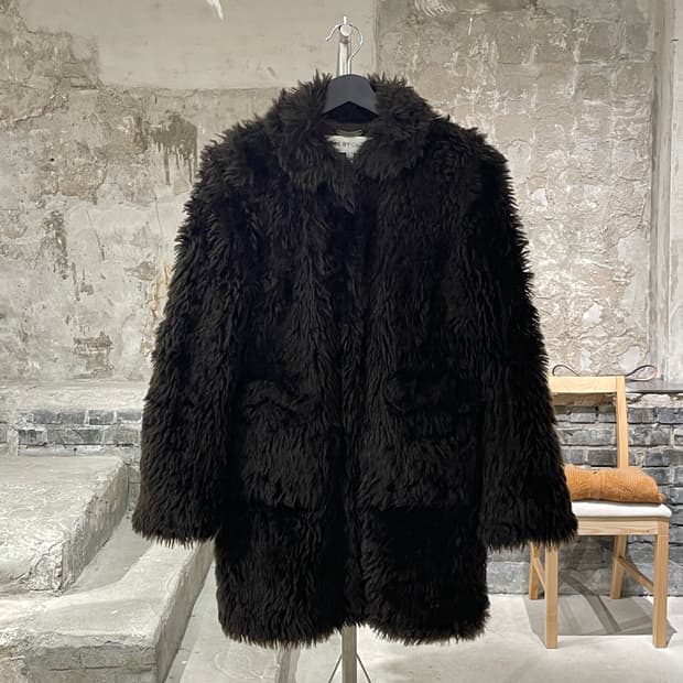 씨 바이 끌로에 다크 브라운 아칼릭 퍼 집업 자켓